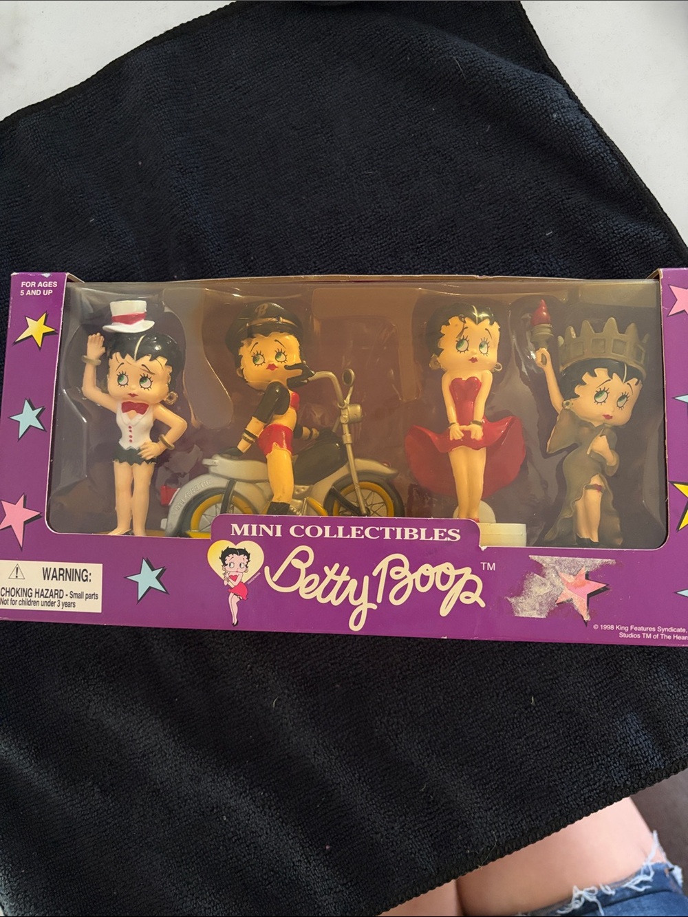 Vintage 1998Betty Boop Mini Collectibles Figure Set - Red Outfit